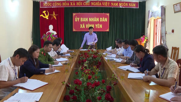 Kiểm tra thực hiện chương trình xóa nhà tạm, nhà dột nát trên địa bàn 2 xã Vinh Yên và Hưng Đạo