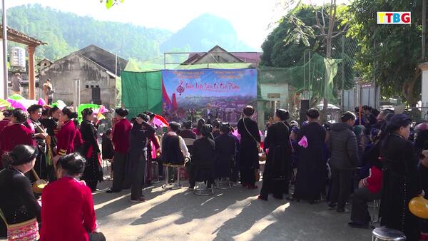 Giao lưu dân ca chợ phiên