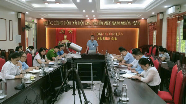Hội nghị giao ban UBND xã Bình Gia thường kỳ tháng 8 năm 2025
