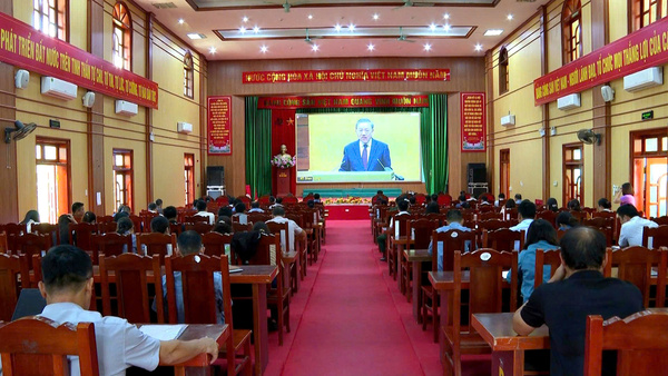 XÃ BÌNH GIA TIẾP SÓNG HỘI NGHỊ TOÀN QUỐC NGHIÊN CỨU, HỌC TẬP, QUÁN TRIỆT VÀ TRIỂN KHAI THỰC HIỆN NGHỊ QUYẾT HỘI NGHỊ LẦN THỨ TƯ BAN CHẤP HÀNH  TRUNG ƯƠNG ĐẢNG KHÓA XIV