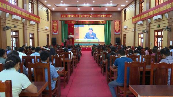 BÌNH GIA THAM GIA HỘI NGHỊ NGHIÊN CỨU, HỌC TẬP, QUÁN TRIỆT, TRIỂN KHAI MỘT SỐ NGHỊ QUYẾT, CHỈ THỊ CỦA BỘ CHÍNH TRỊ